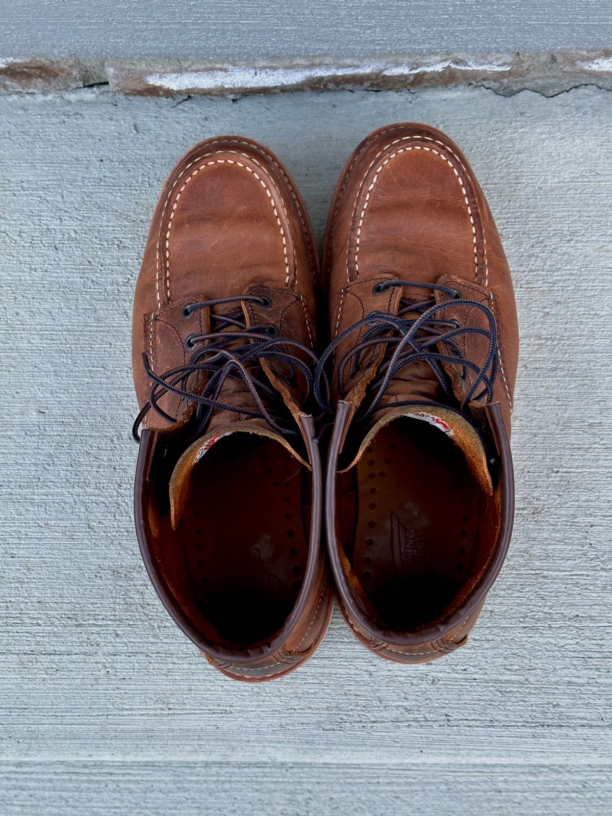 Photo by hconley on February 4, 2023 of the Red Wing 6-Inch Classic Moc in S.B. Foot Copper Rough and Tough.