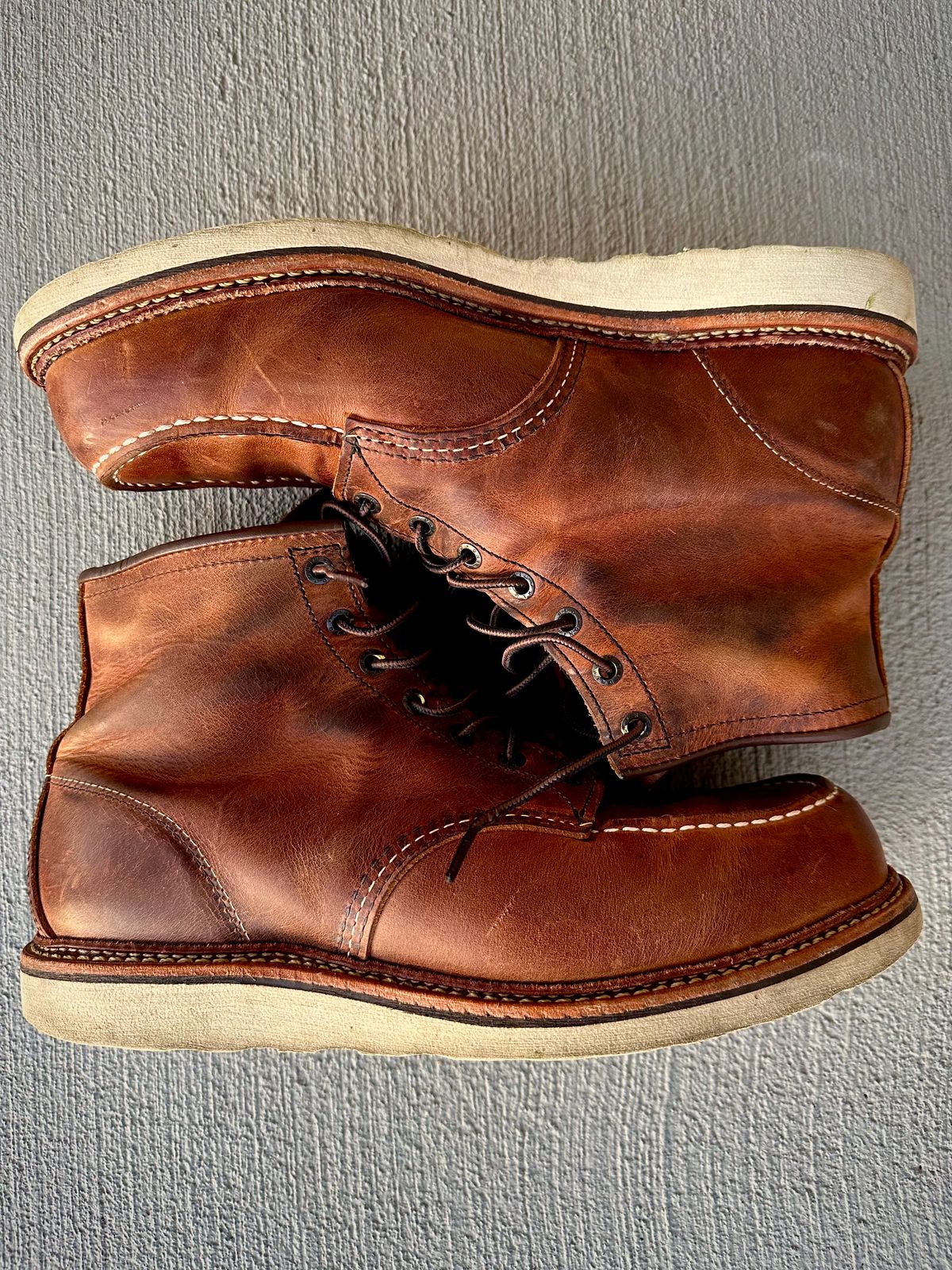 Photo by hconley on April 3, 2023 of the Red Wing 6-Inch Classic Moc in S.B. Foot Copper Rough and Tough.