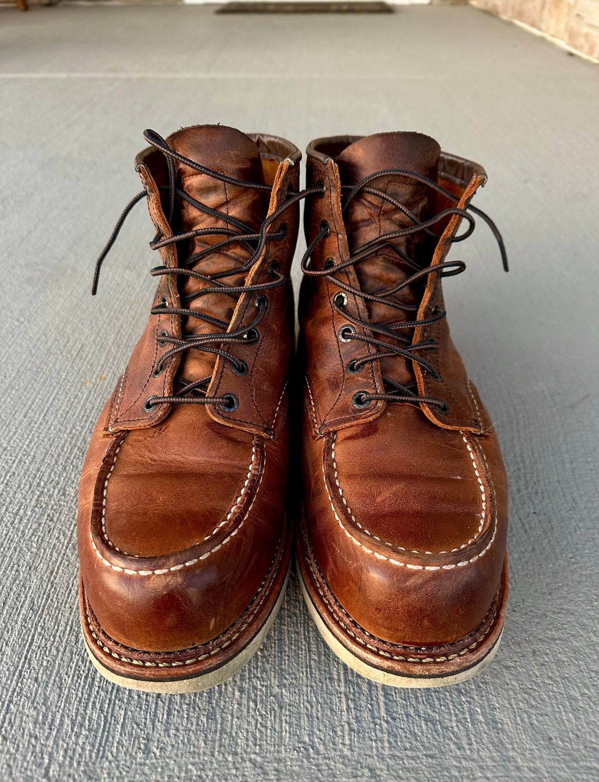 Photo by hconley on April 3, 2023 of the Red Wing 6-Inch Classic Moc in S.B. Foot Copper Rough and Tough.