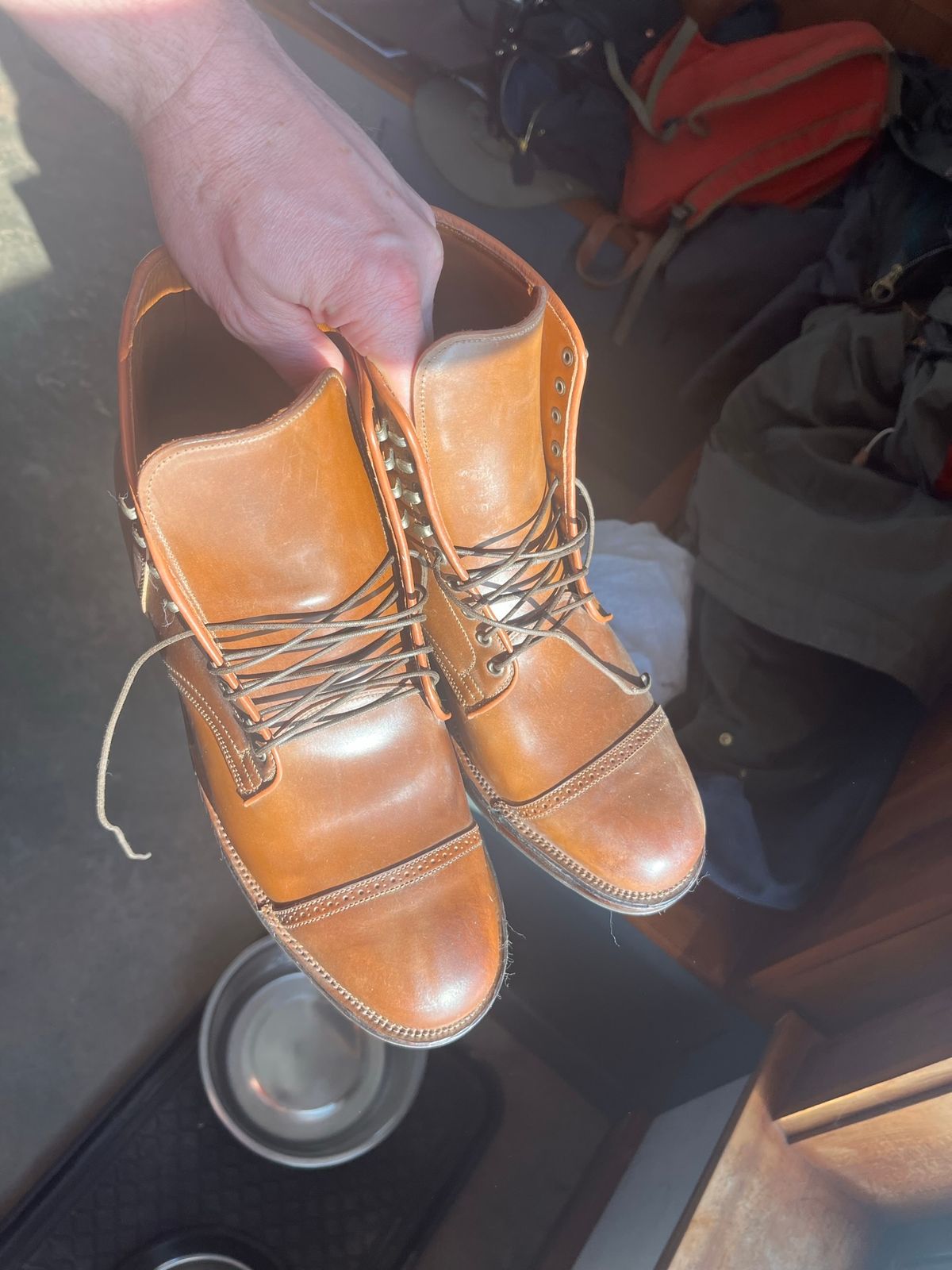 Photo by horsebutt on March 20, 2023 of the Viberg Service Boot in Horween Whisky Shell Cordovan.