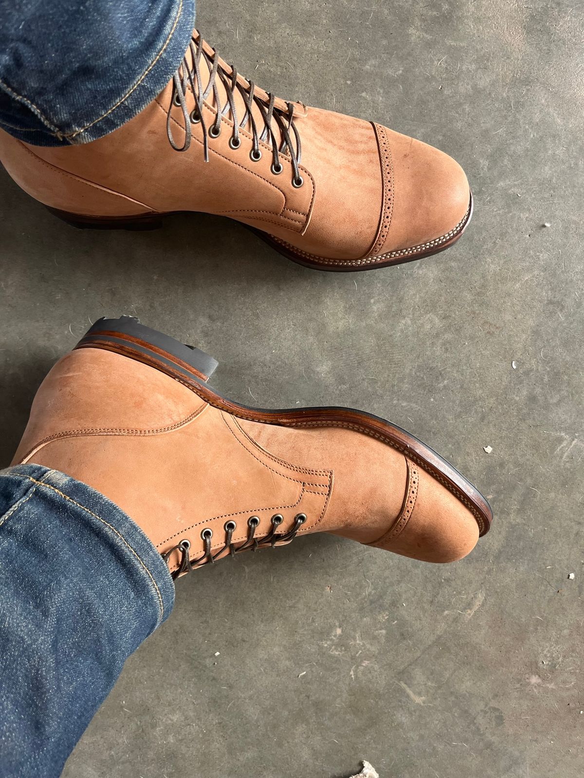 Photo by horsebutt on April 13, 2023 of the Viberg Service Boot in Horween Natural Crust Double Cordovan.