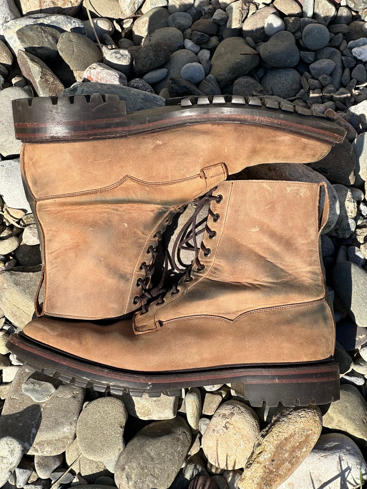 Photo by tailoredgoat on March 5, 2023 of the Crockett & Jones Grizedale in Horween Bronze Oiled Sides.