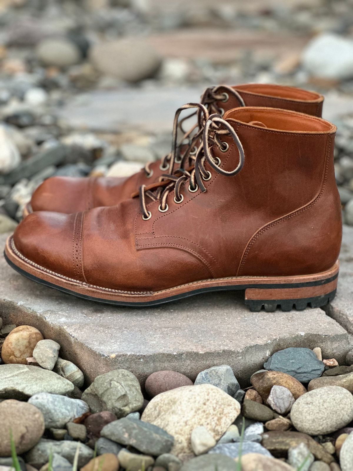 Photo by tailoredgoat on December 3, 2022 of the Viberg Service Boot BCT in C.F. Stead Whisky Regency Calf.
