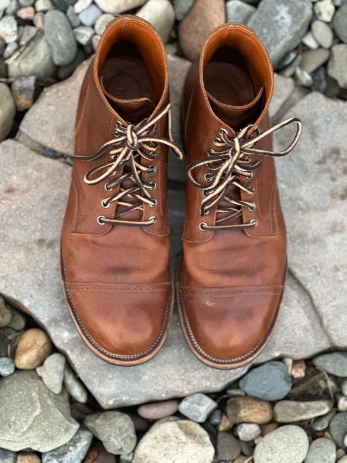 Photo by tailoredgoat on December 3, 2022 of the Viberg Service Boot BCT in C.F. Stead Whisky Regency Calf.