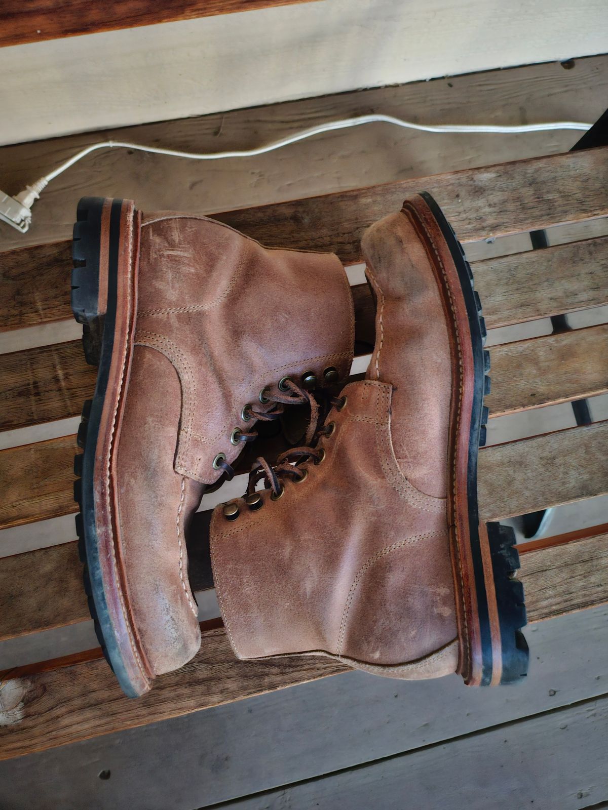 Photo by ttruong3 on January 5, 2024 of the Grant Stone Brass Boot in C.F. Stead Natural Waxy Commander Suede.