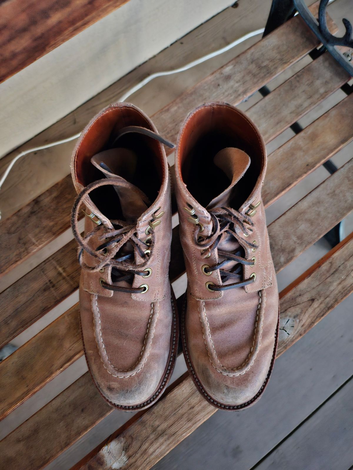 Photo by ttruong3 on January 5, 2024 of the Grant Stone Brass Boot in C.F. Stead Natural Waxy Commander Suede.