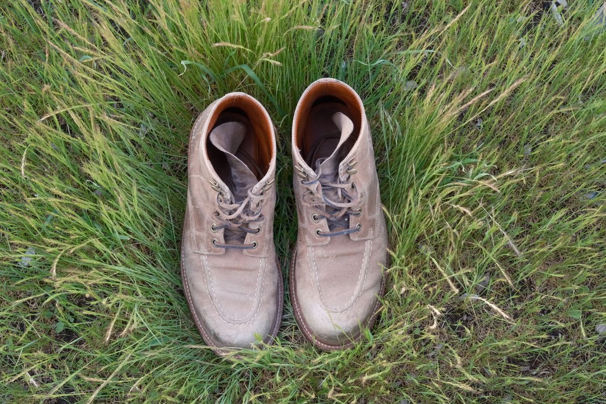 Photo by ttruong3 on April 6, 2024 of the Grant Stone Brass Boot in C.F. Stead Natural Waxy Commander Suede.