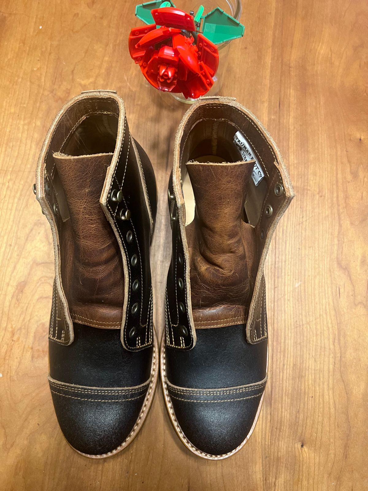 Photo by bloomzen on May 6, 2024 of the Truman Cap Toe Boot in Horween Java Waxed Flesh.