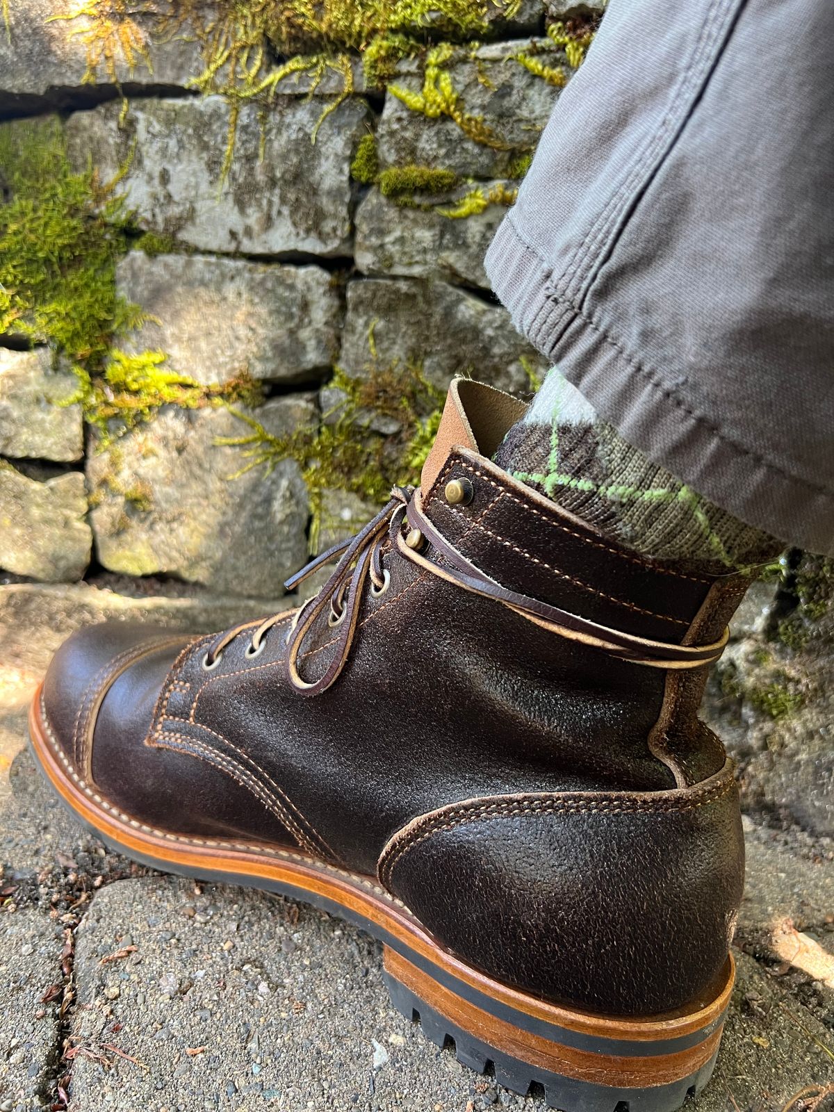 Photo by bloomzen on May 26, 2024 of the Truman Cap Toe Boot in Horween Java Waxed Flesh.