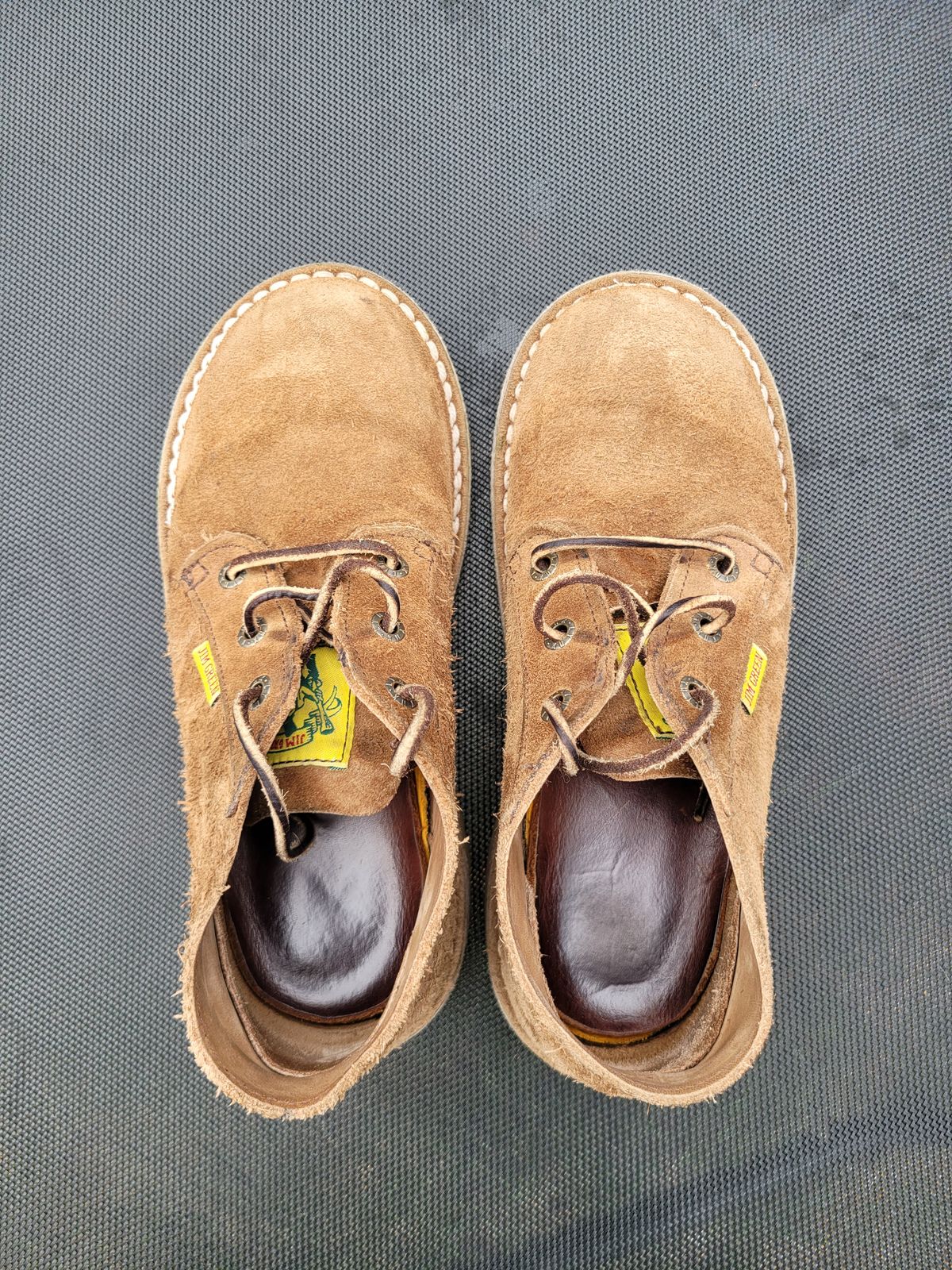 Photo by Das_Bones on December 2, 2023 of the Jim Green Vellie in Chestnut Tan Full Grain.