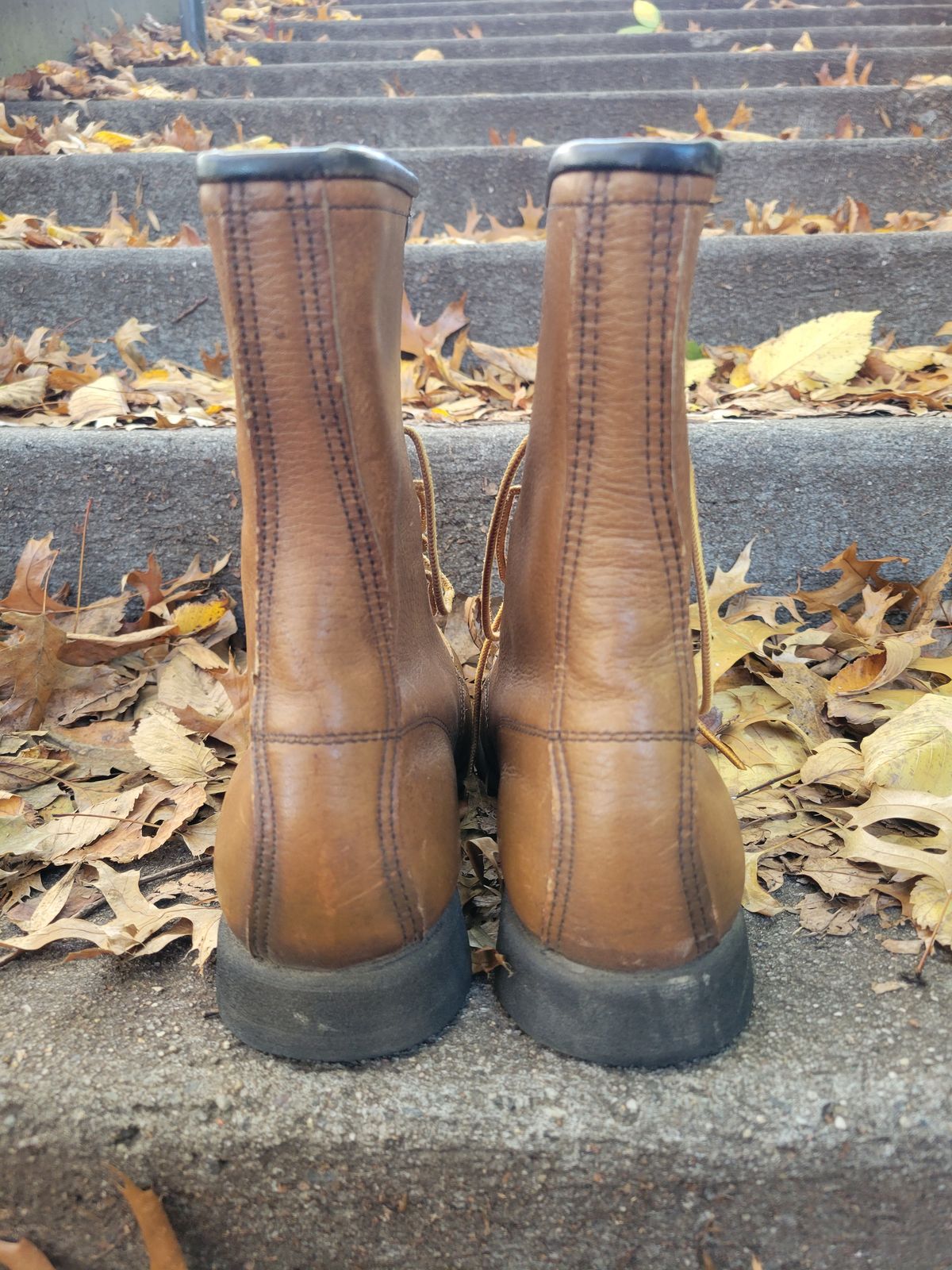 Photo by Beauchamp.19 on November 5, 2022 of the Red Wing Unlisted Model in Unknown Leather.
