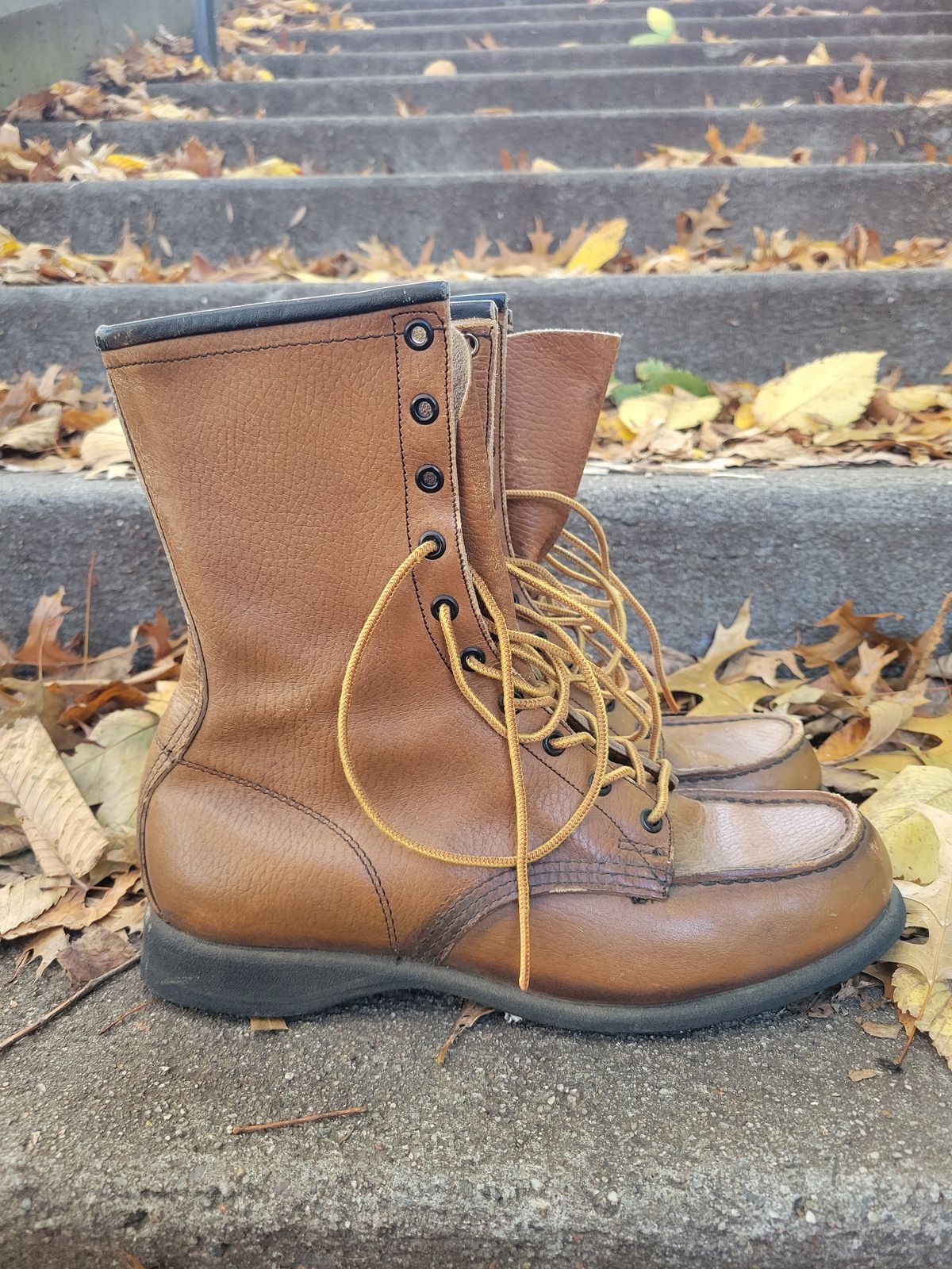 Photo by Beauchamp.19 on November 5, 2022 of the Red Wing Unlisted Model in Unknown Leather.