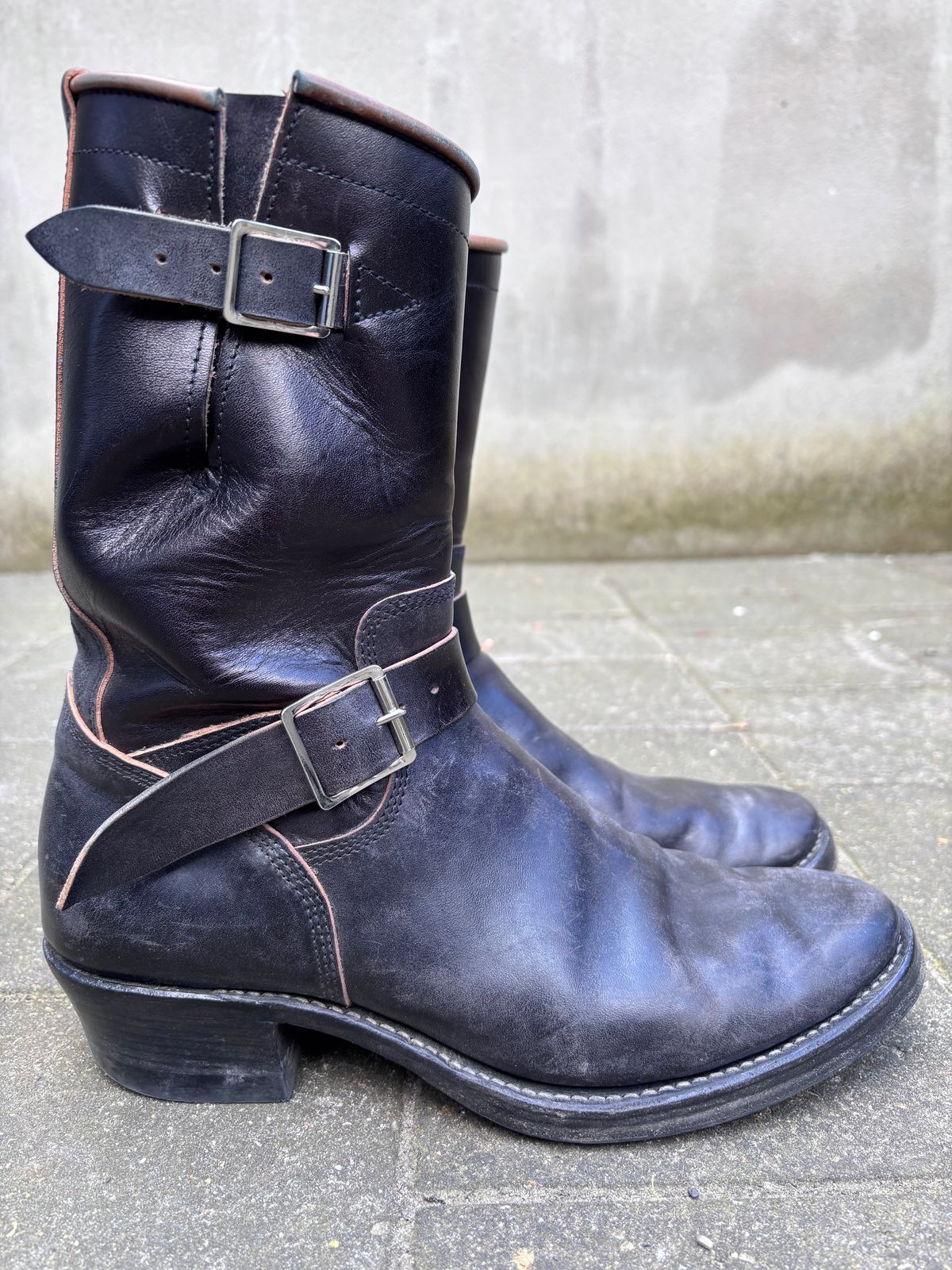 Photo by Chris007 on April 4, 2026 of the Raland Bootmaker Engineers in Maryam Black Horsebutt.