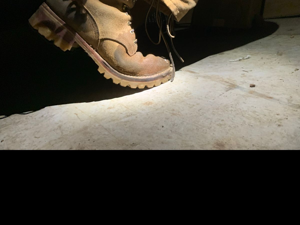Photo by RunningBearWest on October 27, 2022 of the Nicks BuilderPro in Seidel MaxSupport Tan Roughout.
