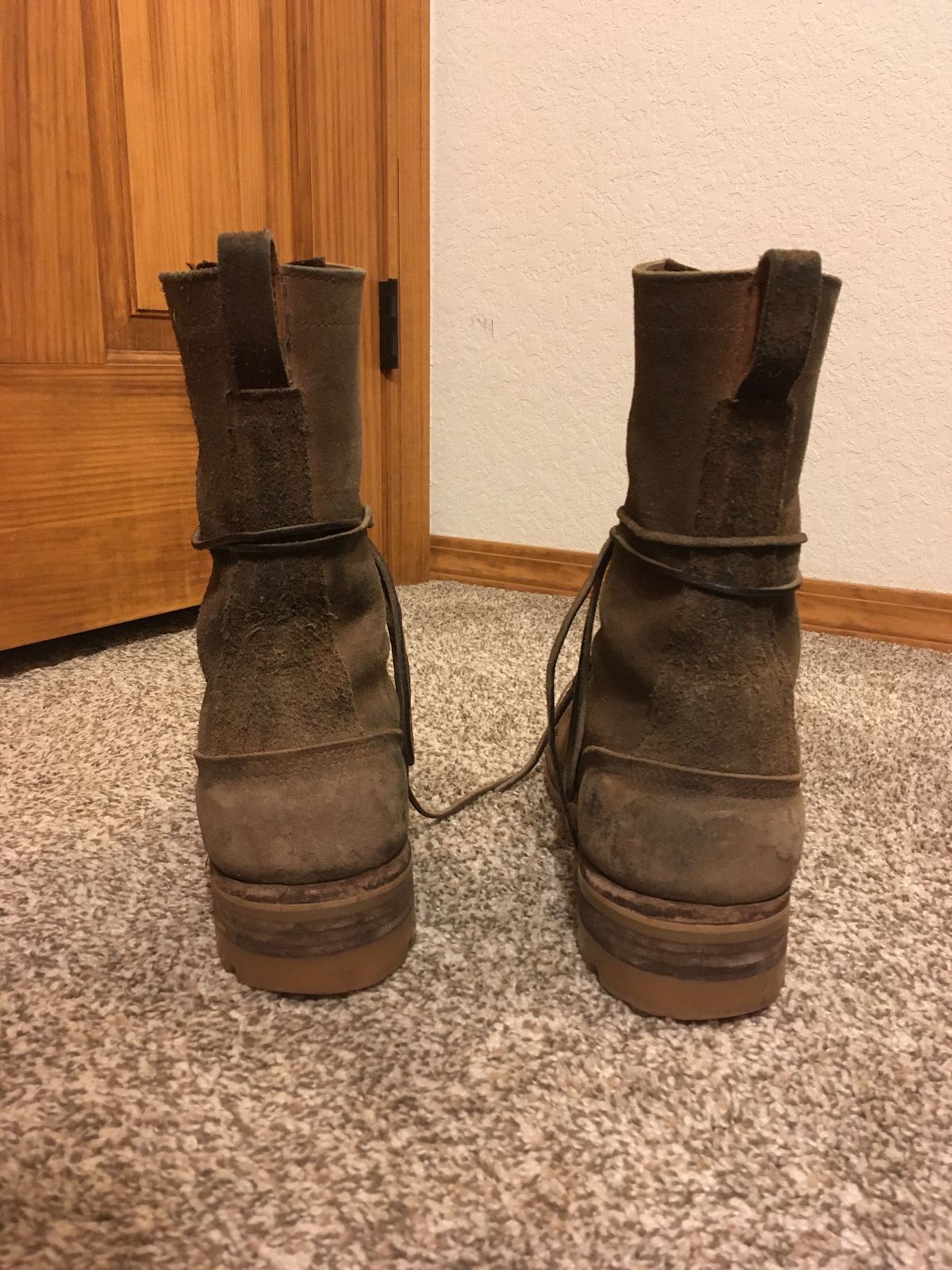 Photo by RunningBearWest on March 6, 2023 of the Nicks BuilderPro in Seidel MaxSupport Tan Roughout.
