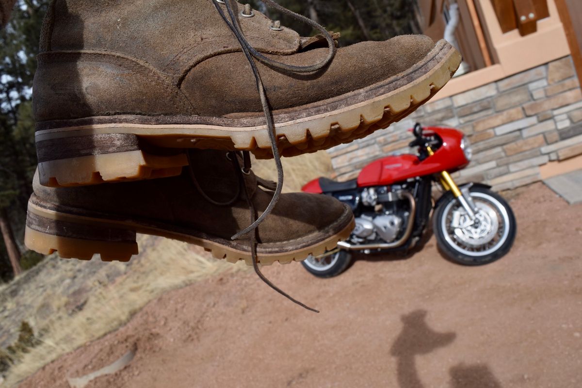 Photo by RunningBearWest on April 5, 2023 of the Nicks BuilderPro in Seidel MaxSupport Tan Roughout.