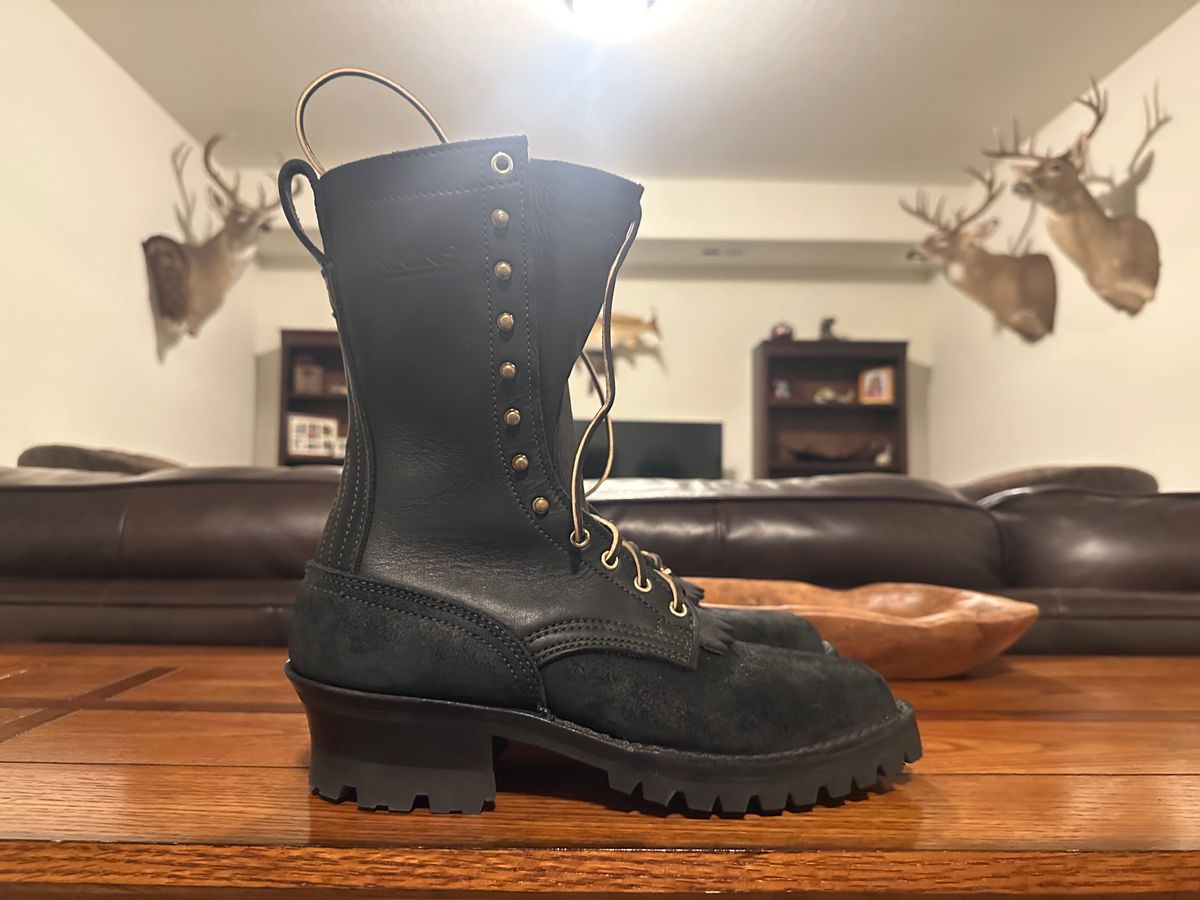 Photo by RunningBearWest on October 4, 2024 of the Nicks Hot Shot in Seidel MaxSupport Black Roughout.