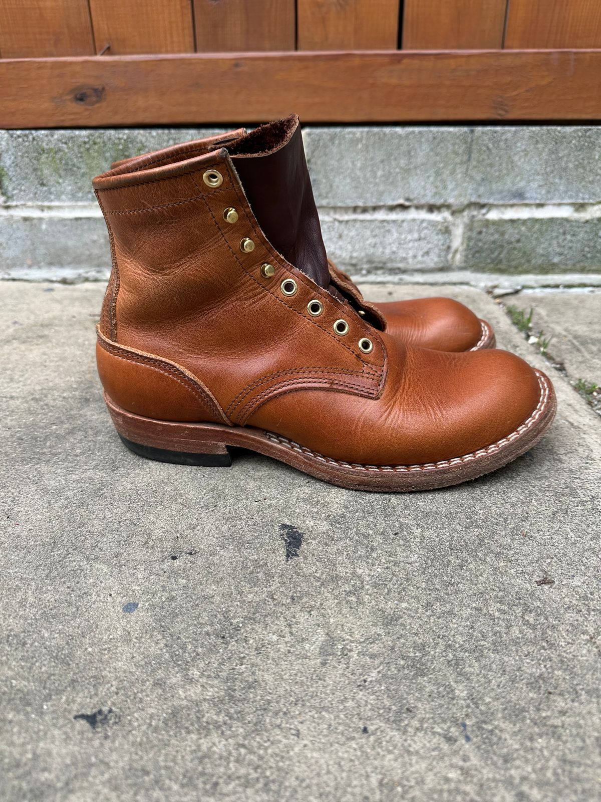 Photo by colton2e on March 4, 2024 of the Nicks Robert in Horween Natural Dublin.