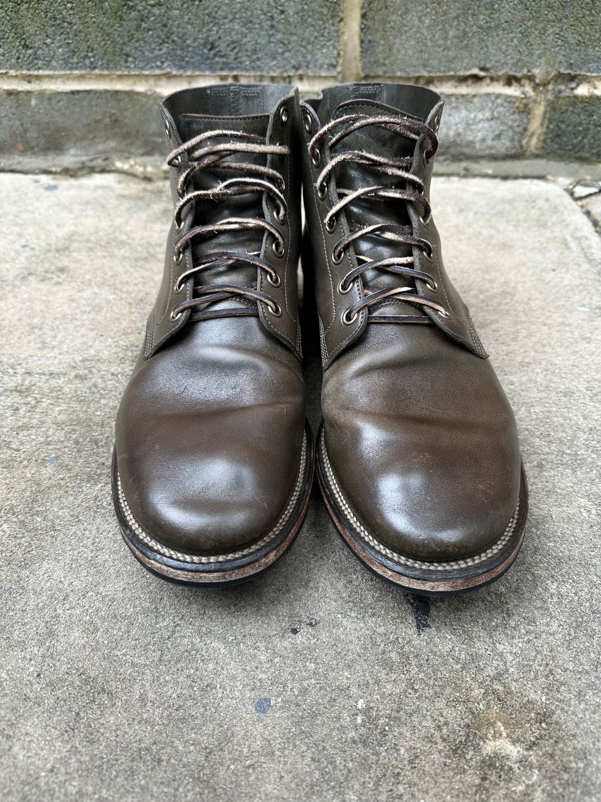 Photo by colton2e on February 2, 2024 of the Viberg Boondocker in Maryam Olive TPR Horsebutt.