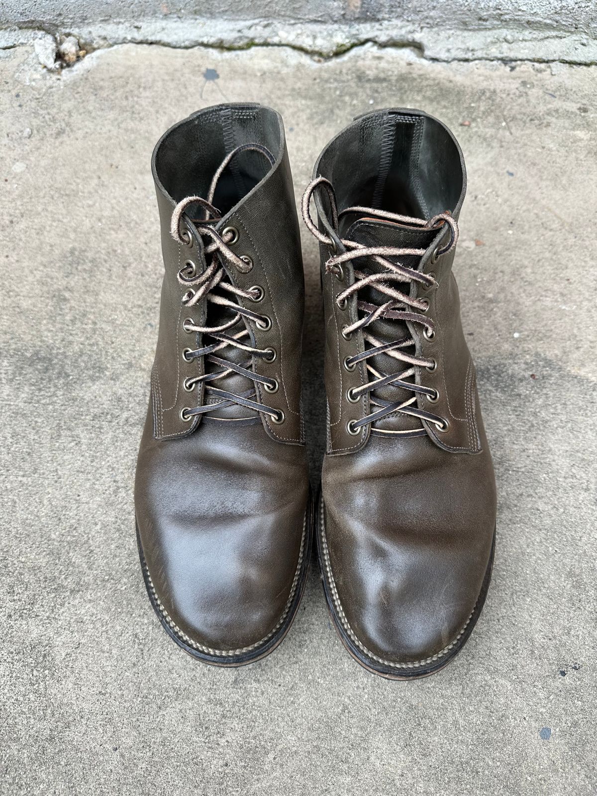 Photo by colton2e on March 4, 2024 of the Viberg Boondocker in Maryam Olive TPR Horsebutt.