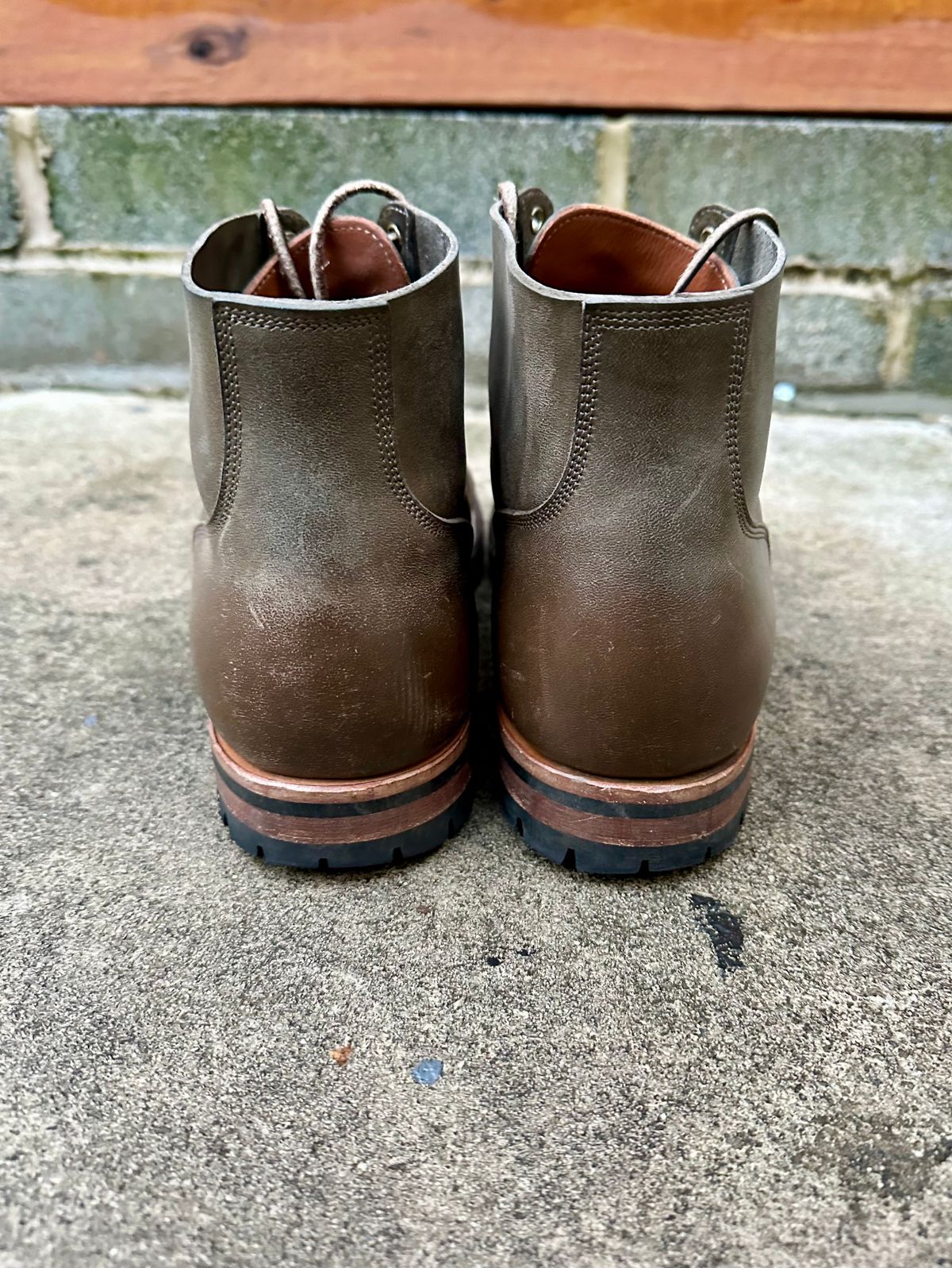 Photo by colton2e on April 5, 2024 of the Viberg Boondocker in Maryam Olive TPR Horsebutt.