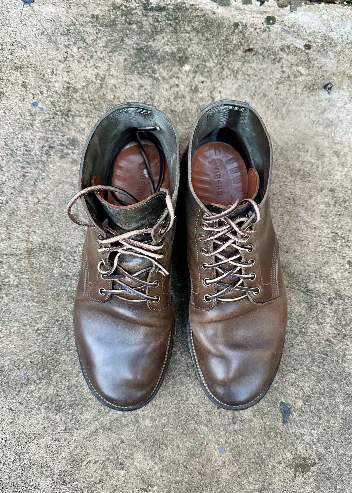 Photo by colton2e on April 5, 2024 of the Viberg Boondocker in Maryam Olive TPR Horsebutt.