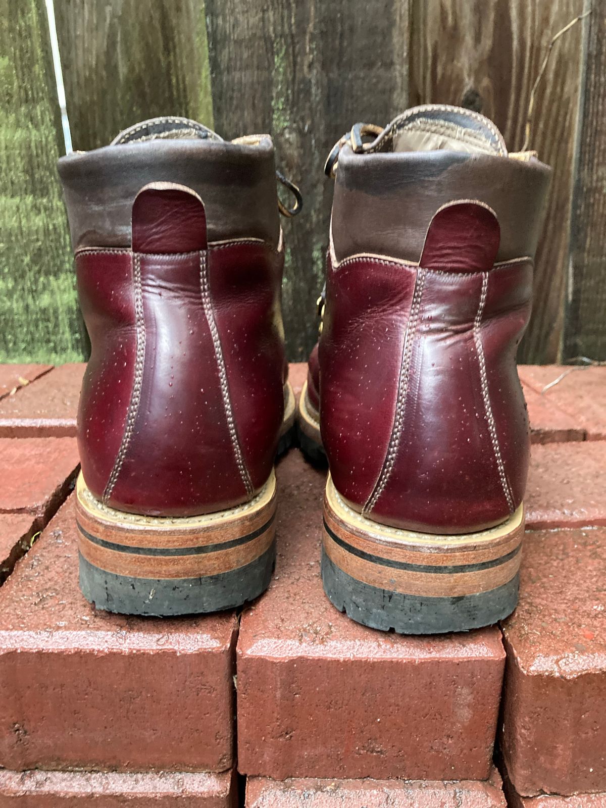 Photo by stgsea on November 1, 2022 of the Sagara Trailmaster in Horween Color 8 Chromexcel.