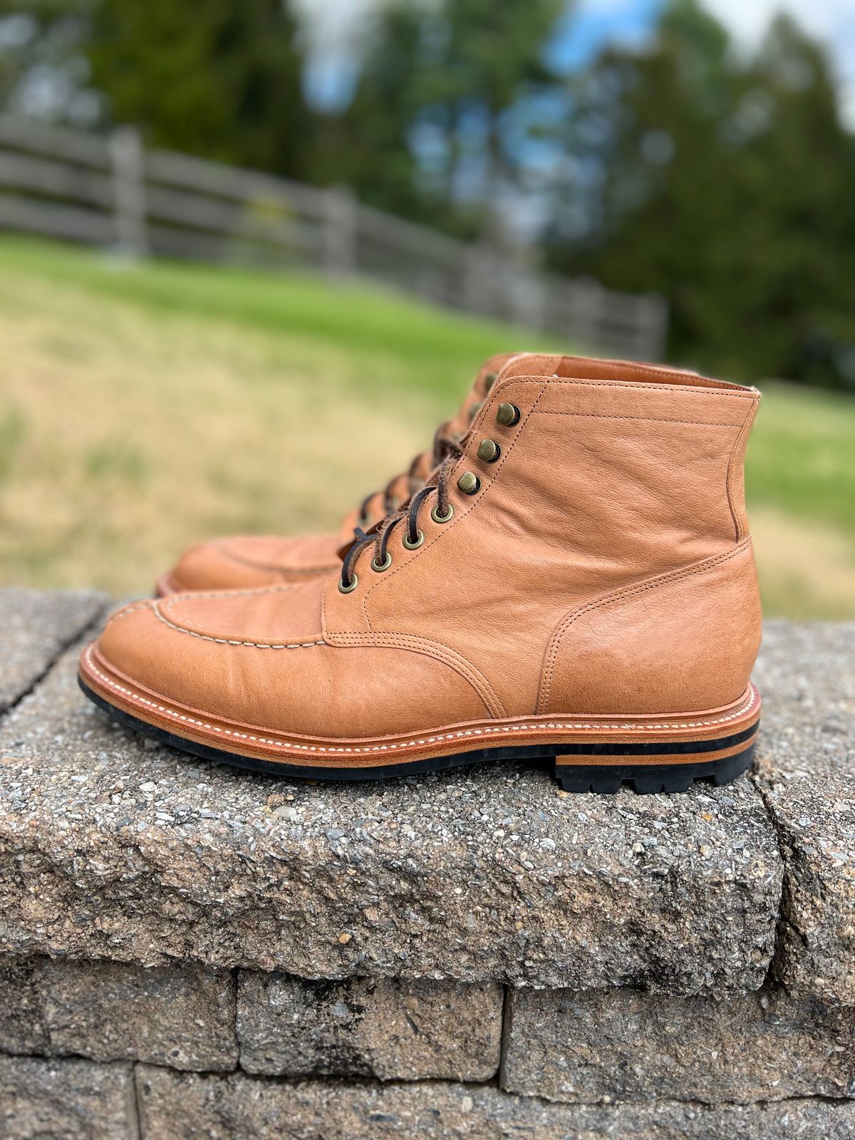 Photo by wesleyprice on April 5, 2024 of the Grant Stone Ottawa Boot in Incas Natural Kangaroo.