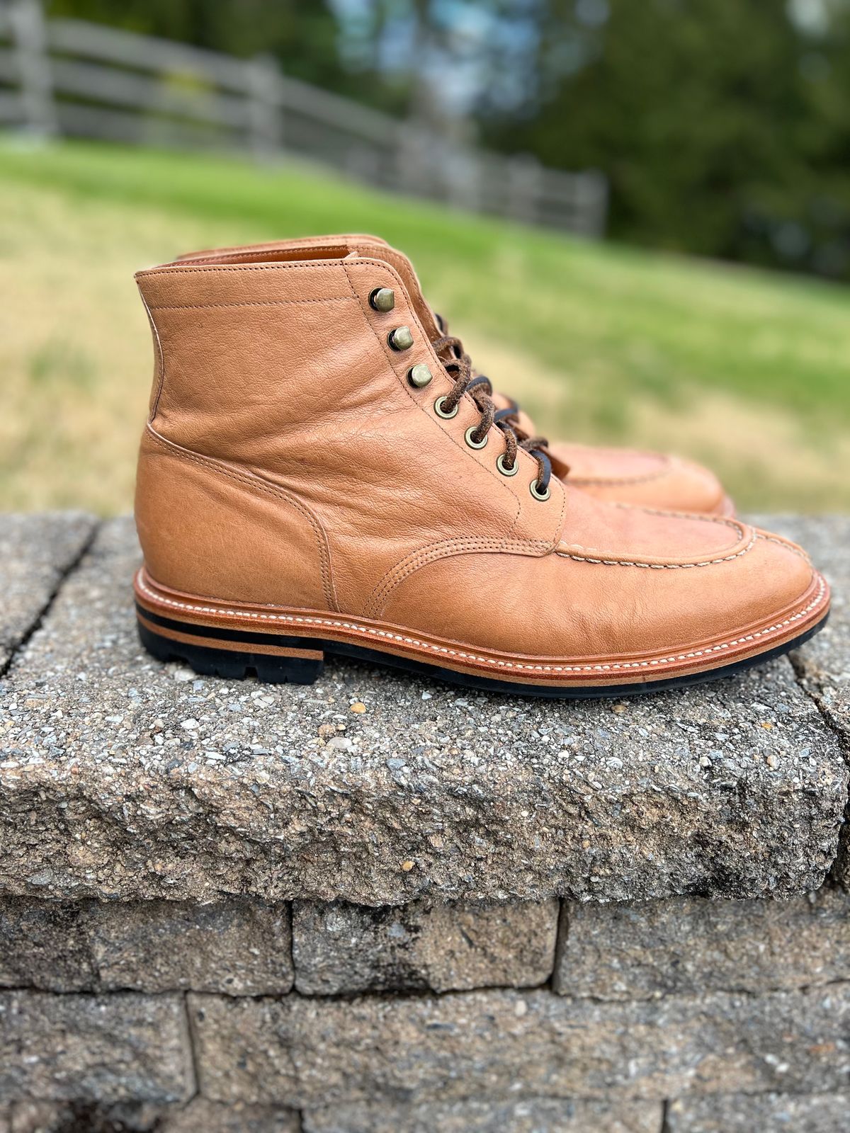 Photo by wesleyprice on April 5, 2024 of the Grant Stone Ottawa Boot in Incas Natural Kangaroo.