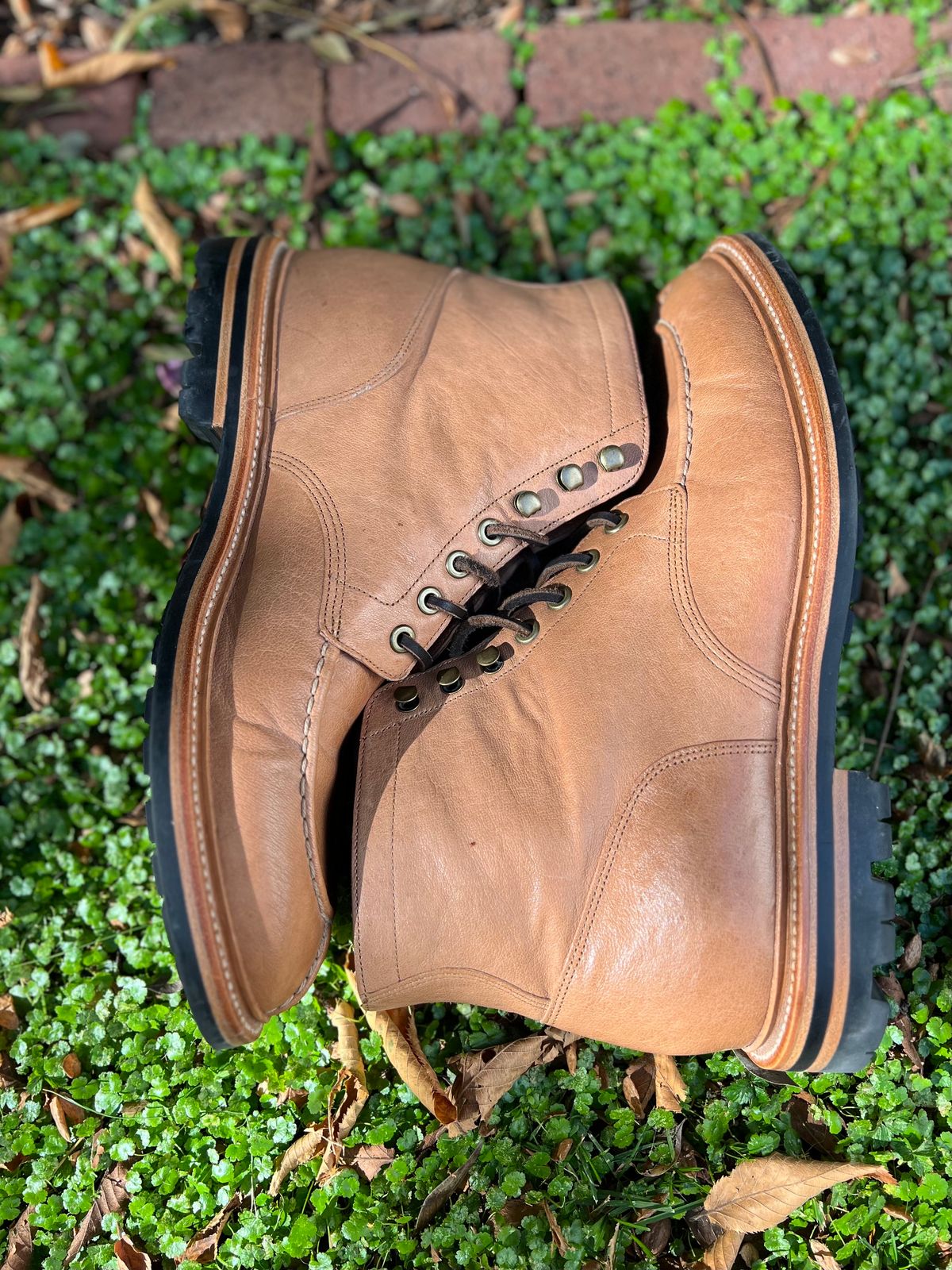 Photo by wesleyprice on November 5, 2023 of the Grant Stone Ottawa Boot in Incas Natural Kangaroo.