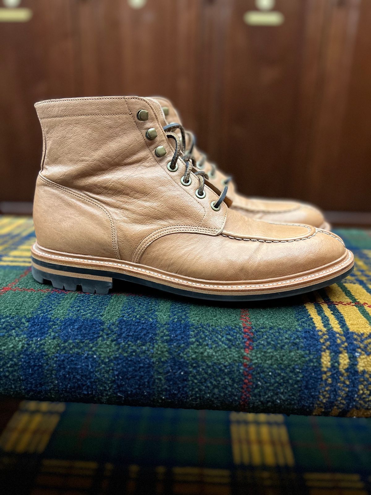 Photo by wesleyprice on December 5, 2023 of the Grant Stone Ottawa Boot in Incas Natural Kangaroo.