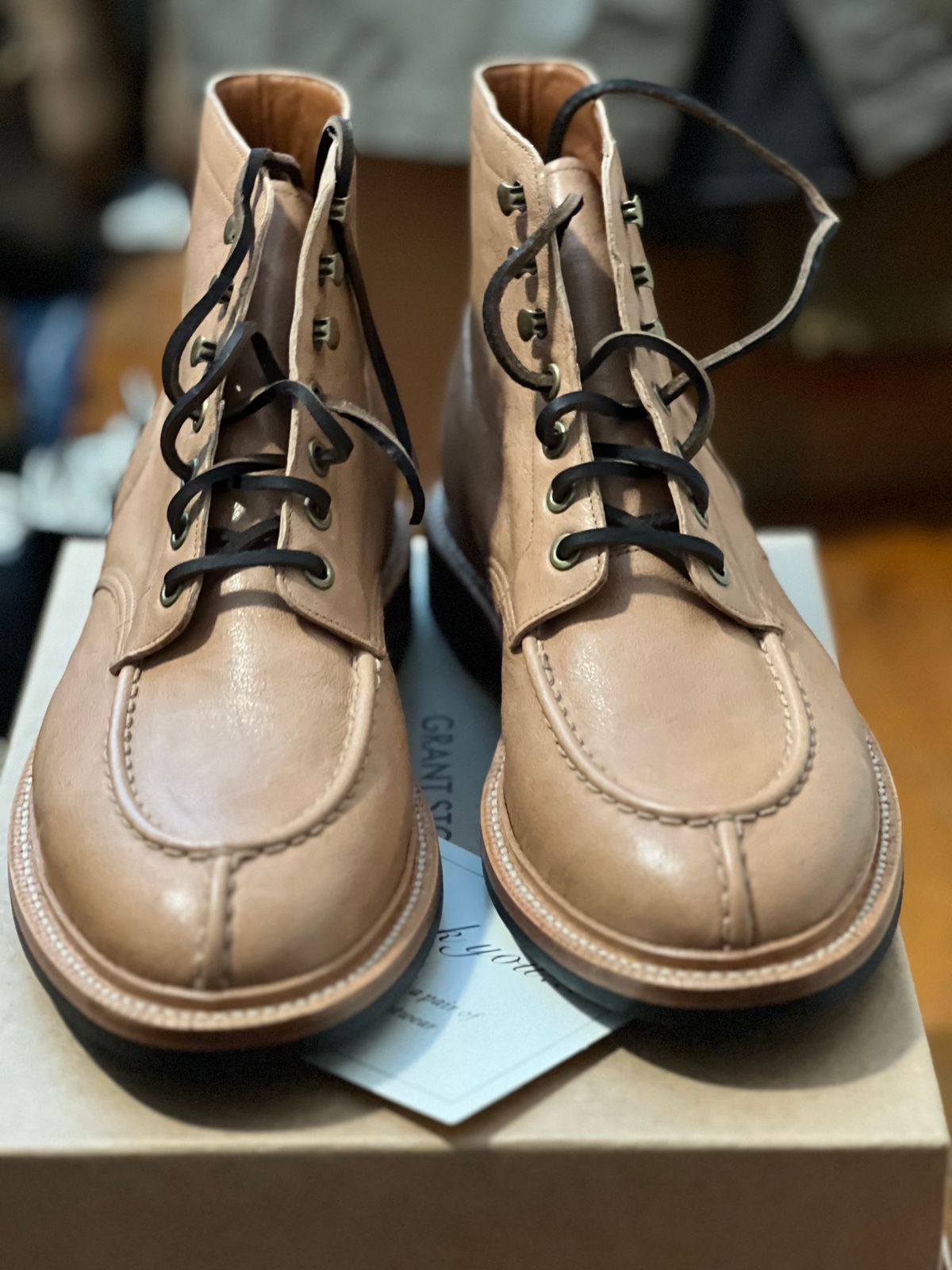 Photo by steelcitydomin on October 4, 2023 of the Grant Stone Ottawa Boot in Incas Natural Kangaroo.