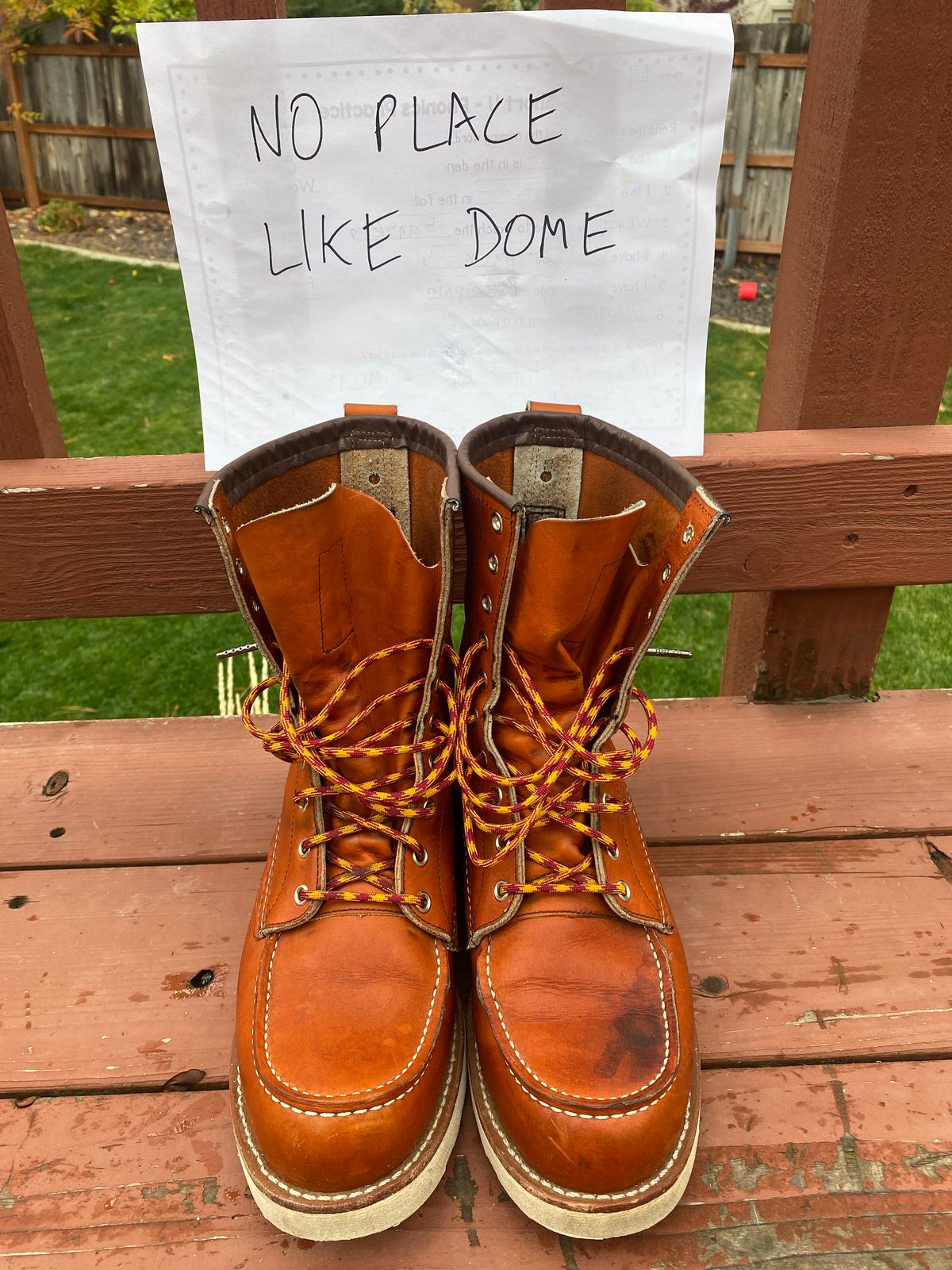 Photo by chosenone23 on November 2, 2022 of the Red Wing 8-Inch Classic Moc in S.B. Foot Oro Legacy.