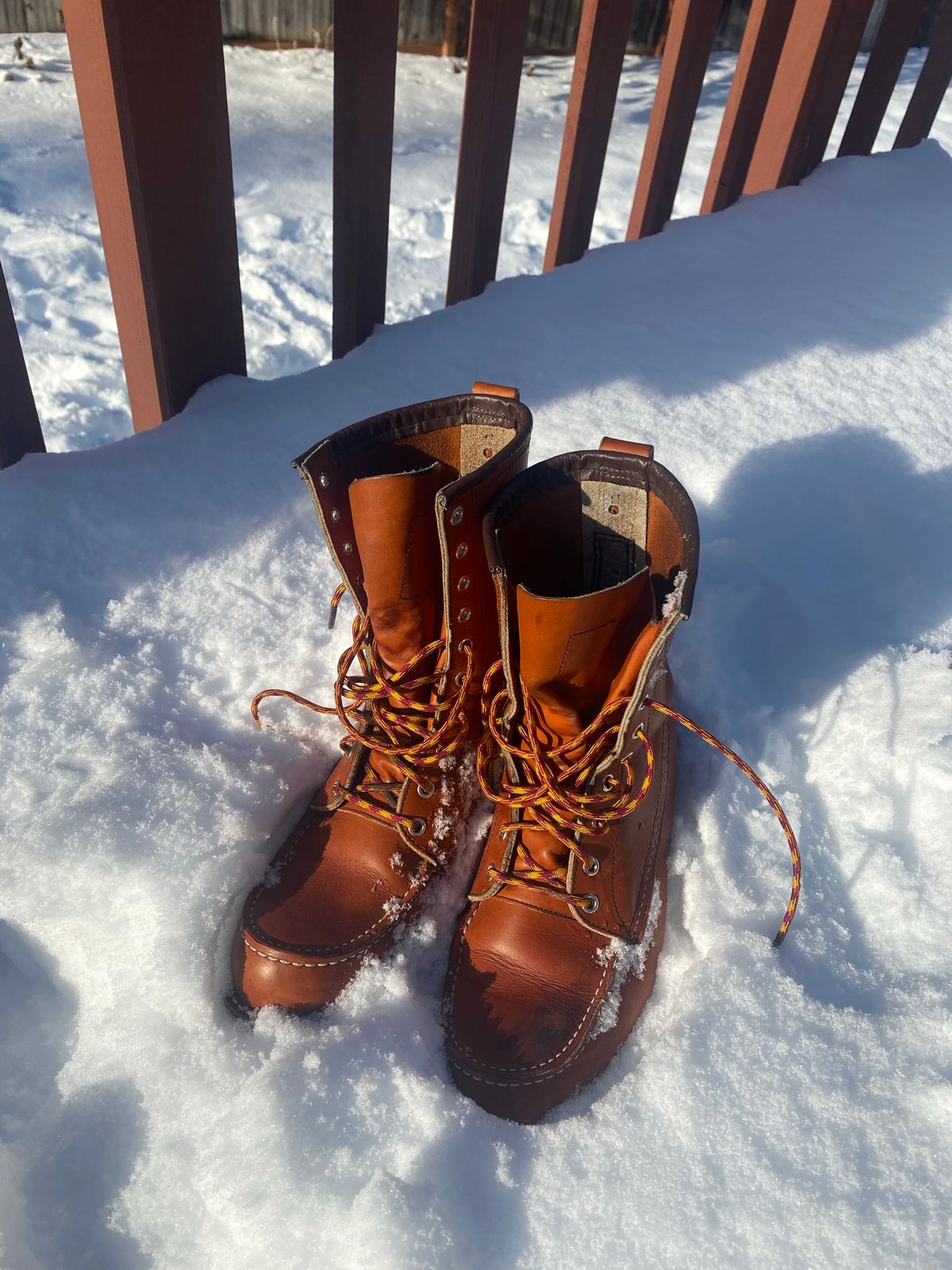 Photo by chosenone23 on December 3, 2022 of the Red Wing 8-Inch Classic Moc in S.B. Foot Oro Legacy.