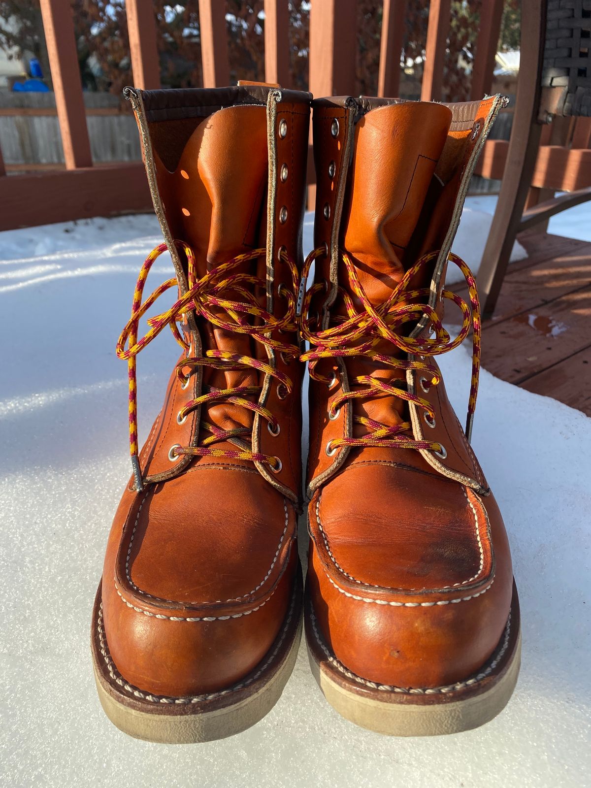 Photo by chosenone23 on January 5, 2023 of the Red Wing 8-Inch Classic Moc in S.B. Foot Oro Legacy.
