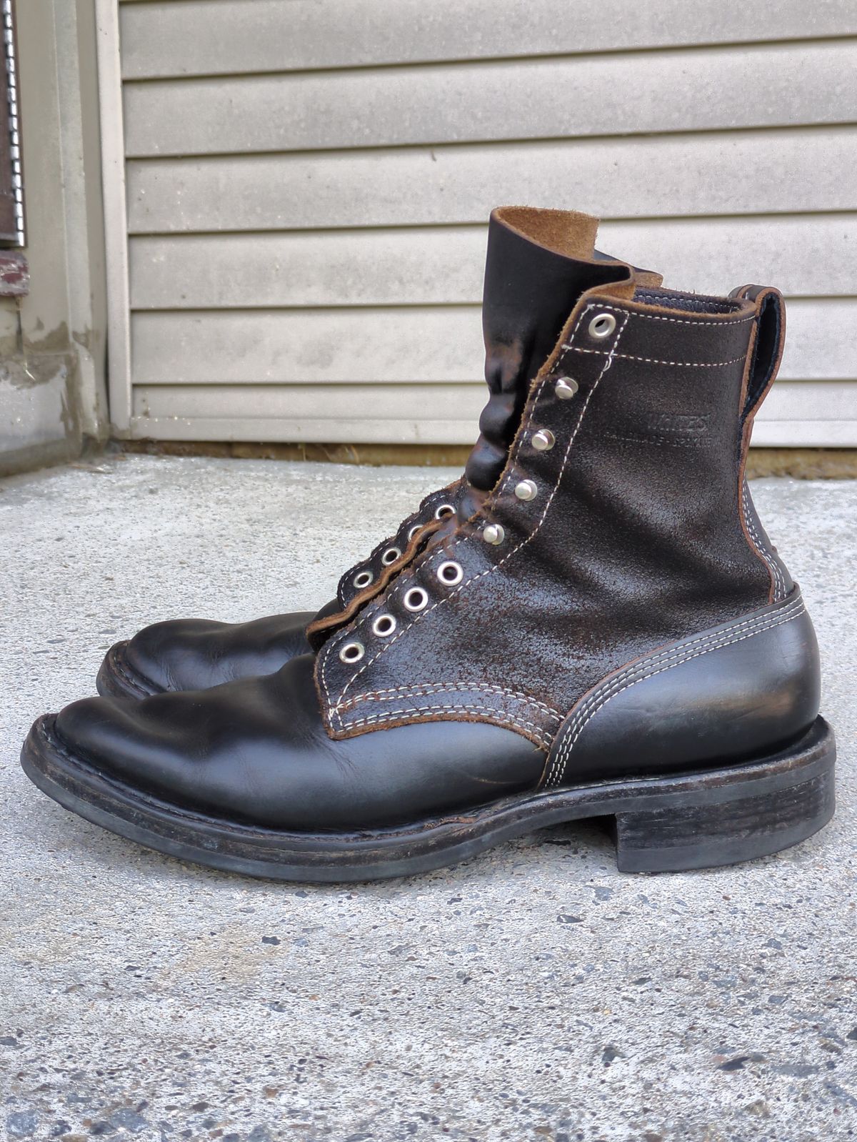 Photo by Monkley on October 4, 2025 of the White's Farmer/Rancher in Horween Black Chromexcel & Horween Black Waxed Flesh.
