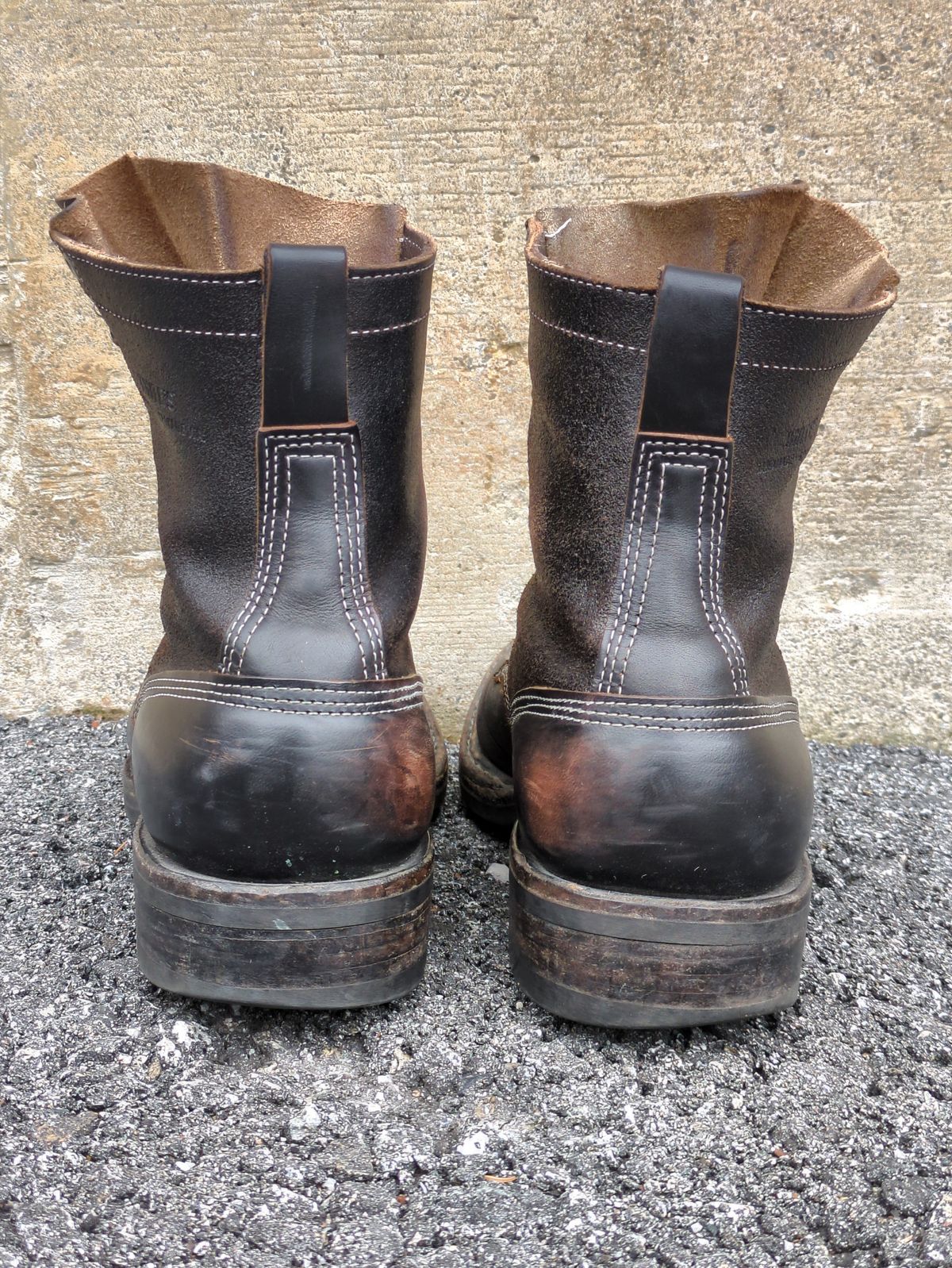 Photo by Monkley on November 5, 2025 of the White's Farmer/Rancher in Horween Black Chromexcel & Horween Black Waxed Flesh.