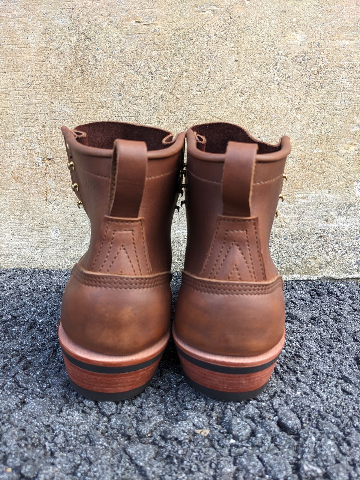 Photo by Monkley on October 10, 2023 of the Nicks Robert in Seidel 1964 Brown.