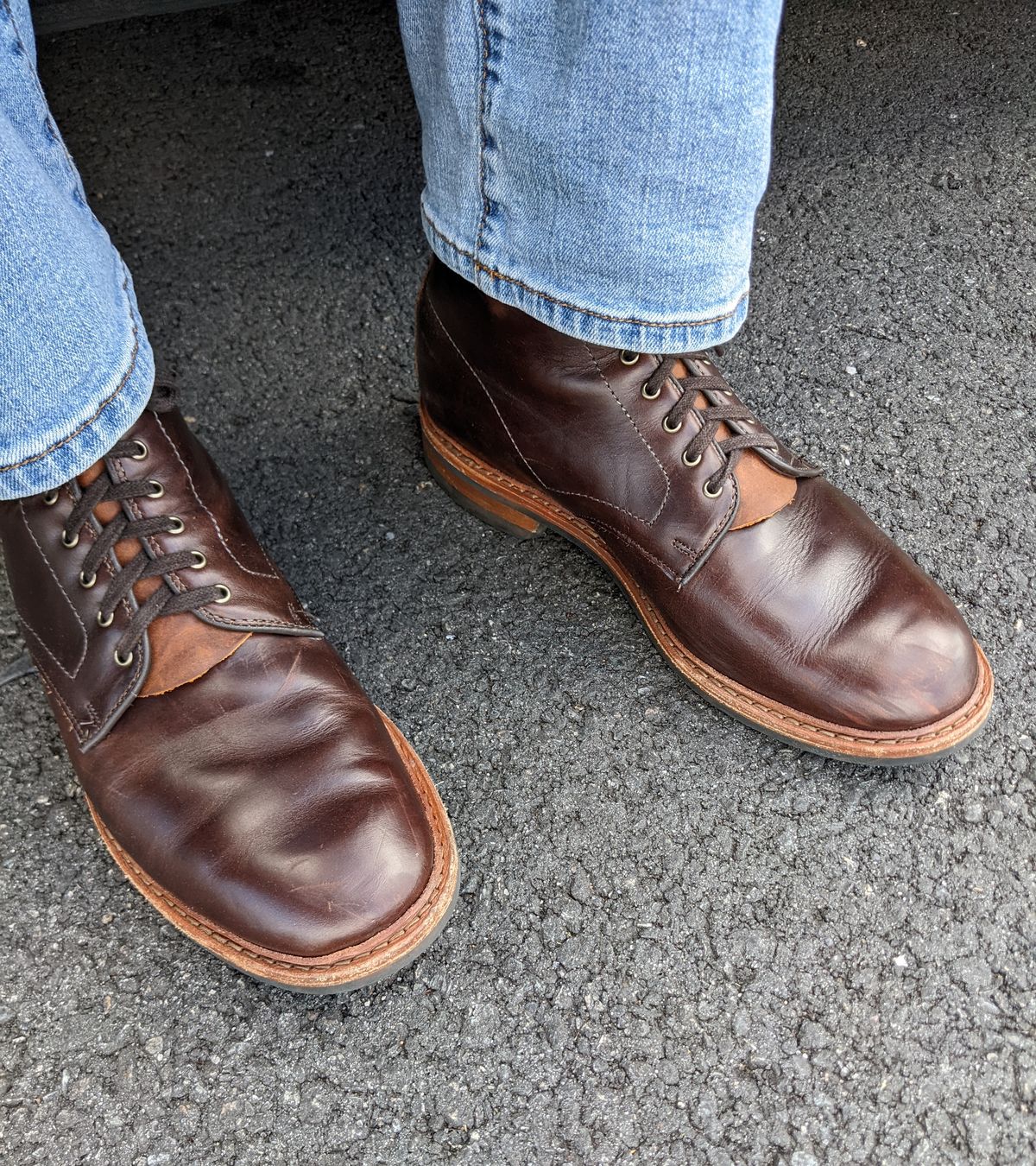 Photo by Monkley on May 30, 2022 of the Allen Edmonds Higgins Mill in Horween Brown Chromexcel.