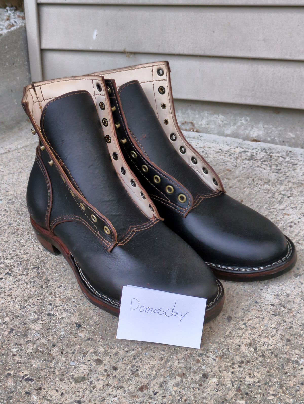 Photo by Monkley on October 1, 2024 of the Self-Made Derby Boot in S.B. Foot Black Prairie.