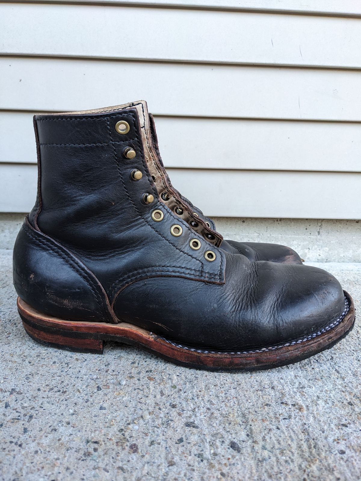 Photo by Monkley on February 3, 2024 of the Self-Made Unknown Model in S.B. Foot Black Prairie.