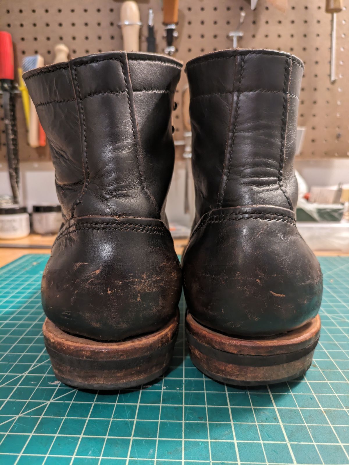 Photo by Monkley on March 5, 2024 of the Self-Made Unknown Model in S.B. Foot Black Prairie.