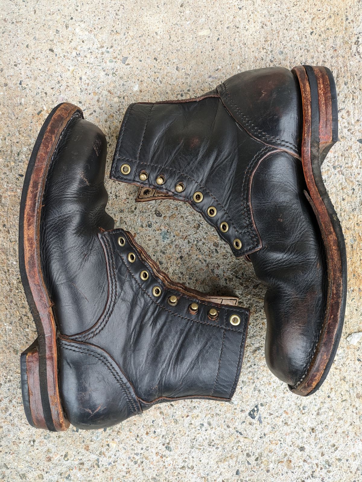 Photo by Monkley on April 1, 2024 of the Self-Made Unknown Model in S.B. Foot Black Prairie.