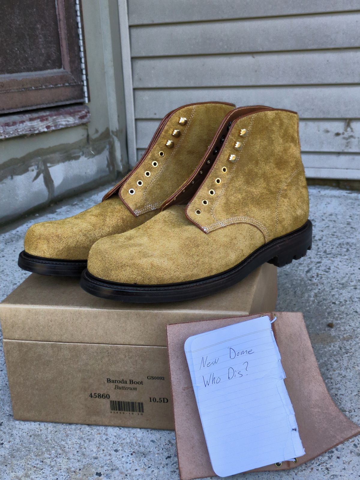 Photo by Monkley on October 3, 2025 of the Grant Stone Baroda Boot in C.F. Stead Snuff Desert Oasis Suede.