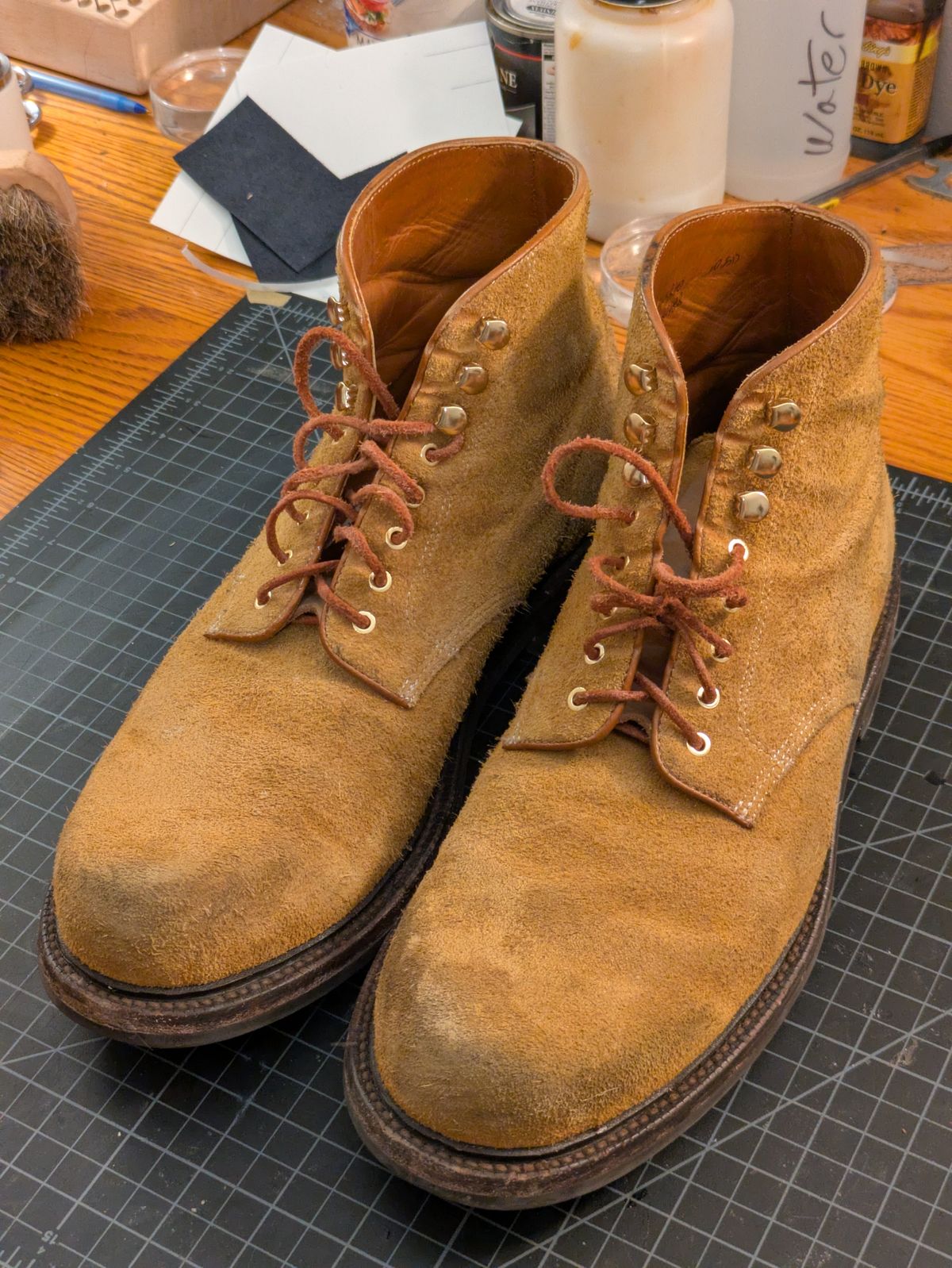 Photo by Monkley on February 6, 2026 of the Grant Stone Baroda Boot in C.F. Stead Snuff Desert Oasis Suede.