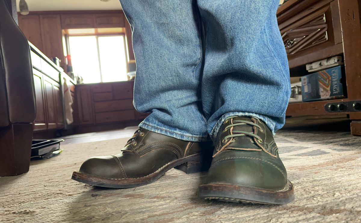 Photo by pherble on May 19, 2025 of the Nicks Trooper in Horween Shackleton Greener Pastures.