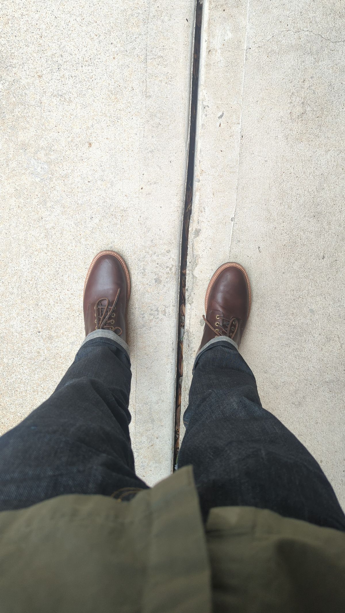 Photo by kchang21 on November 3, 2023 of the Grant Stone Diesel Boot in Horween Crimson Chromexcel.