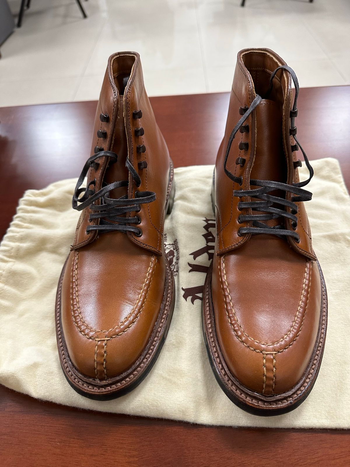 Photo by BigPang on November 18, 2022 of the Alden Tanker Boot in Burnished Tan Calfskin.