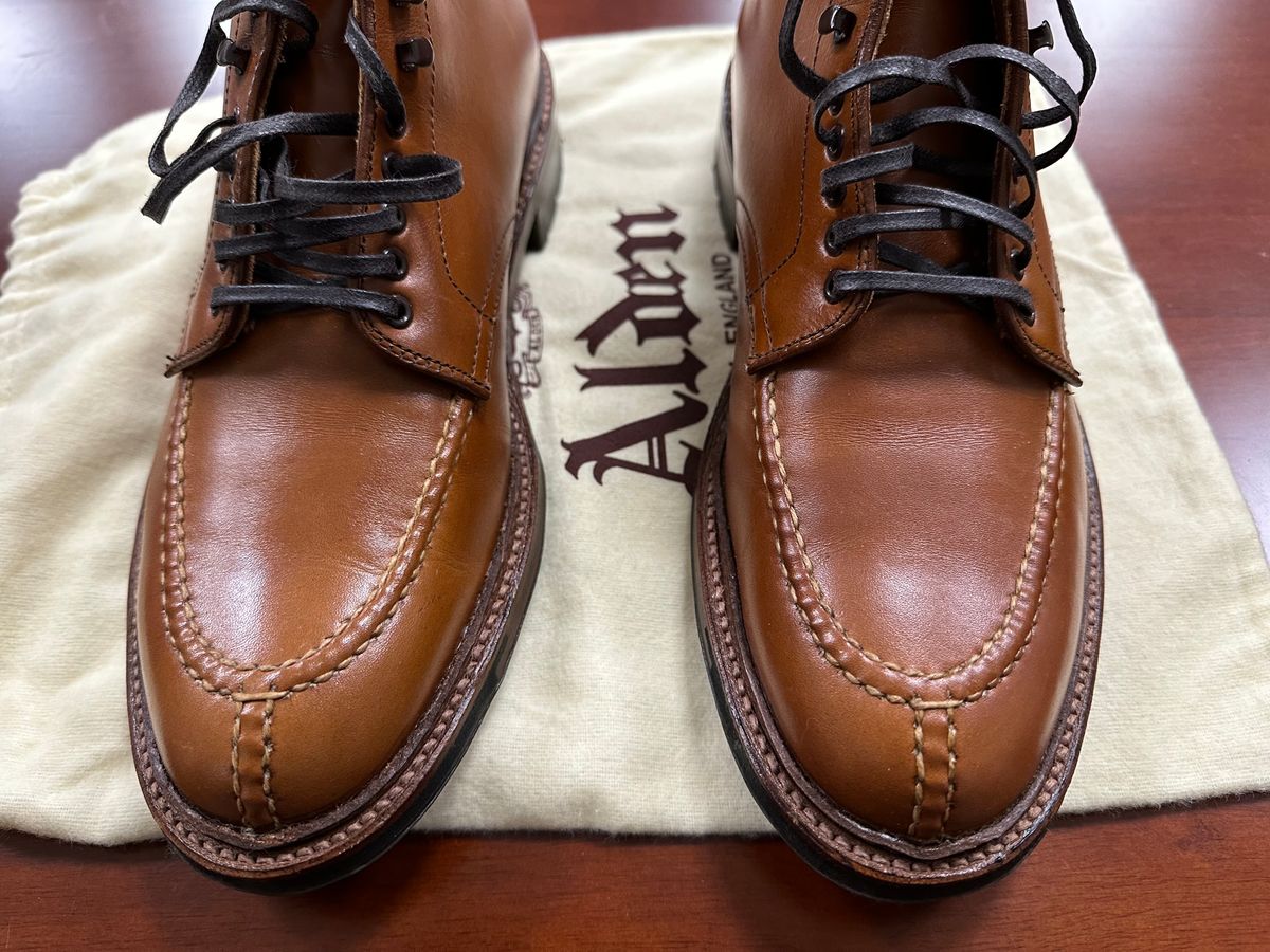 Photo by BigPang on November 18, 2022 of the Alden Tanker Boot in Burnished Tan Calfskin.