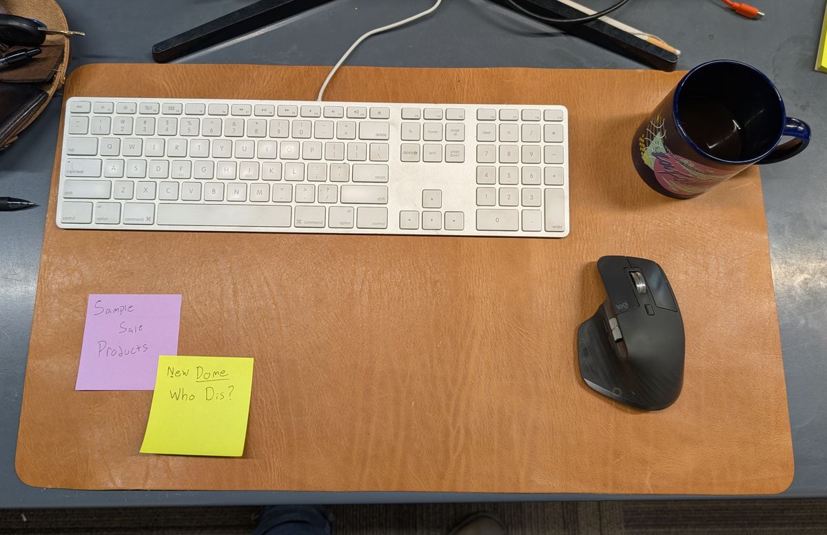Photo by stoicsasquatch on October 1, 2025 of the Nicks Desk mat in Horween Light Natural Dublin.